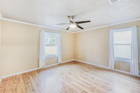 2114 Bel Air Drive Taylor TX 76574