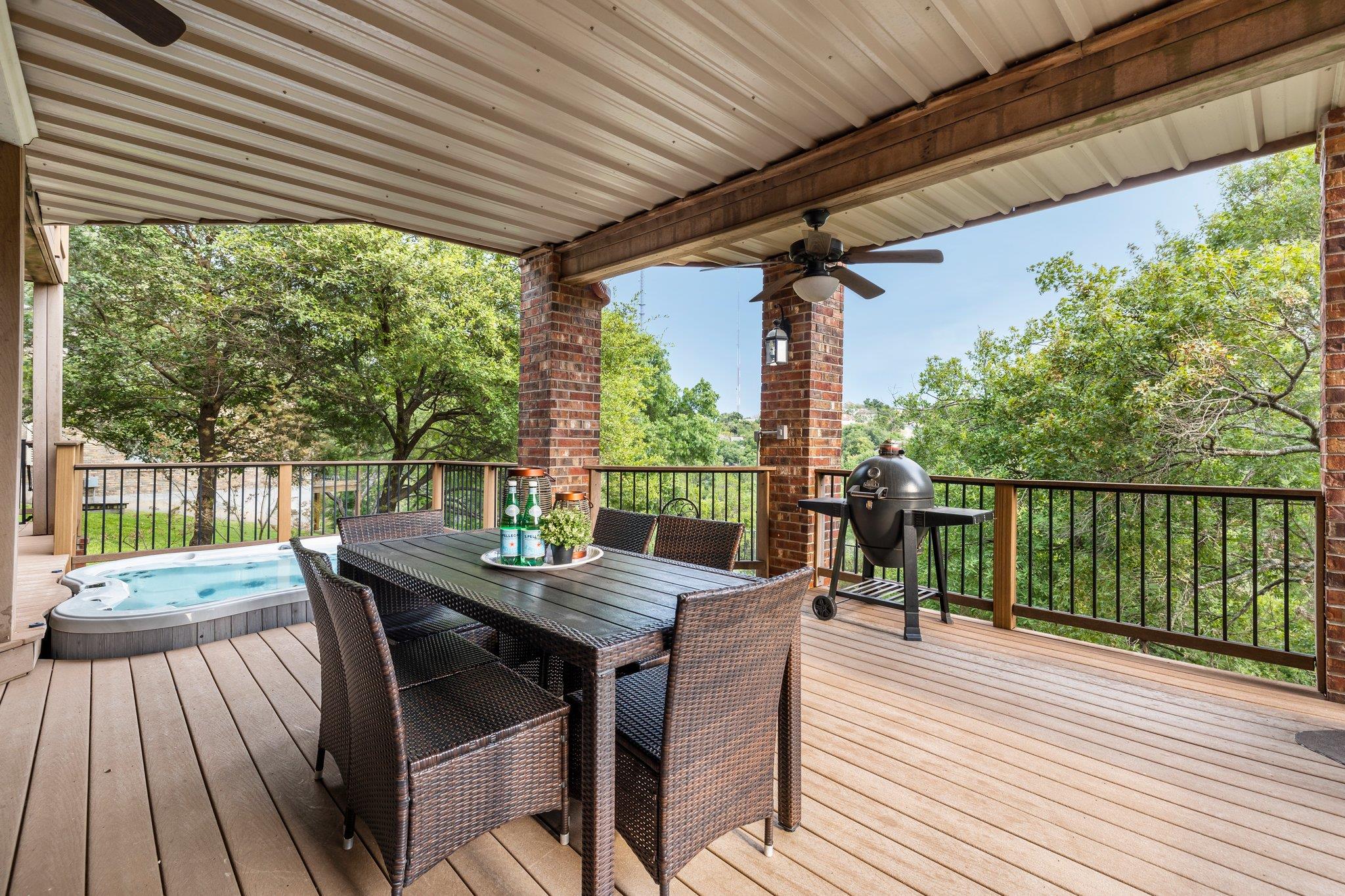 2807 Round Table Road Austin TX 78746