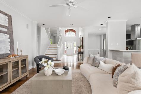 2807 Round Table Road Austin TX 78746