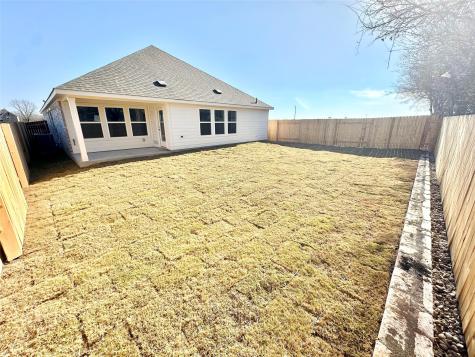 220 Oriole Street Kyle TX 78640