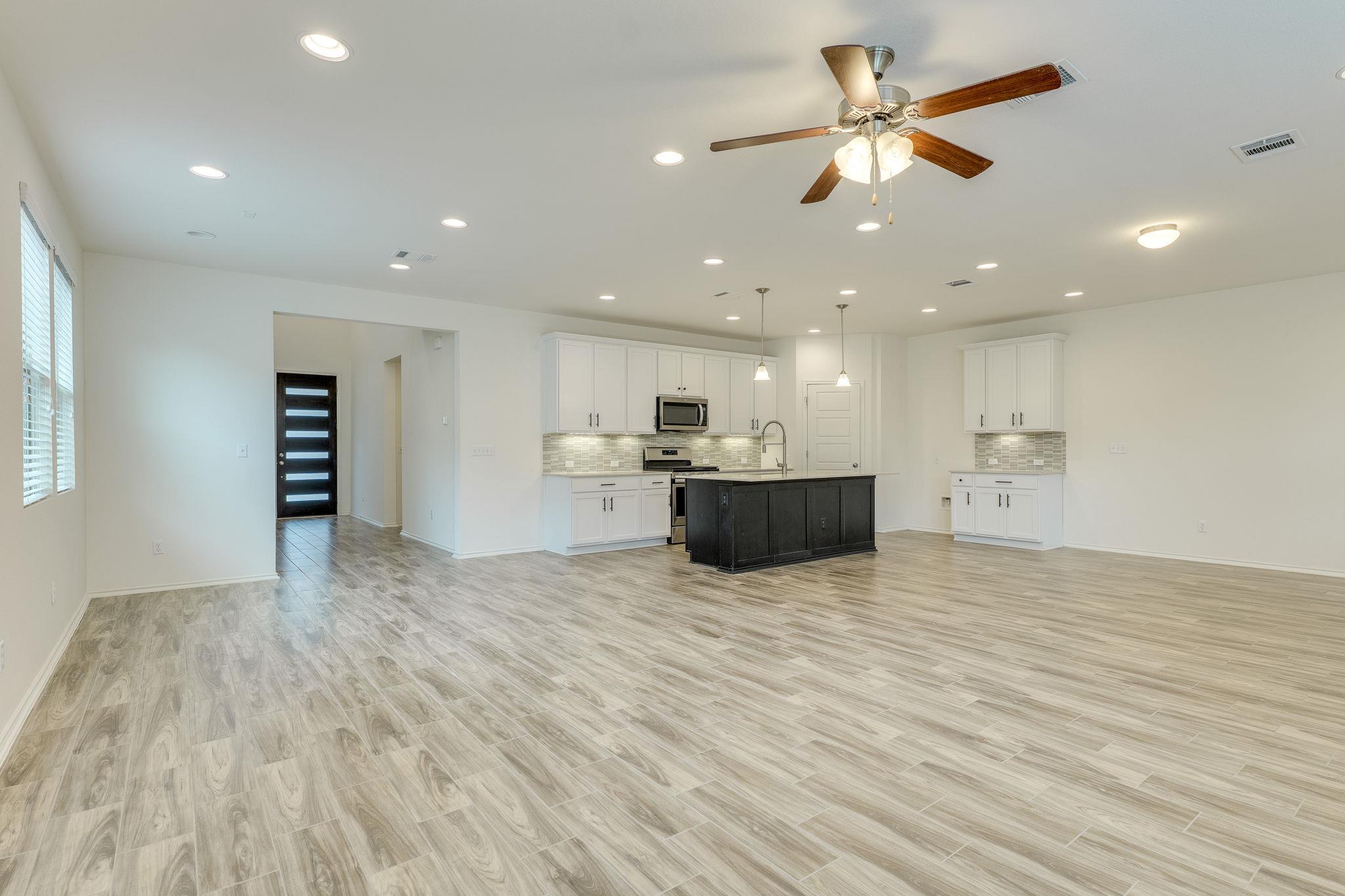 13519 Feldspar Drive Austin TX 78729