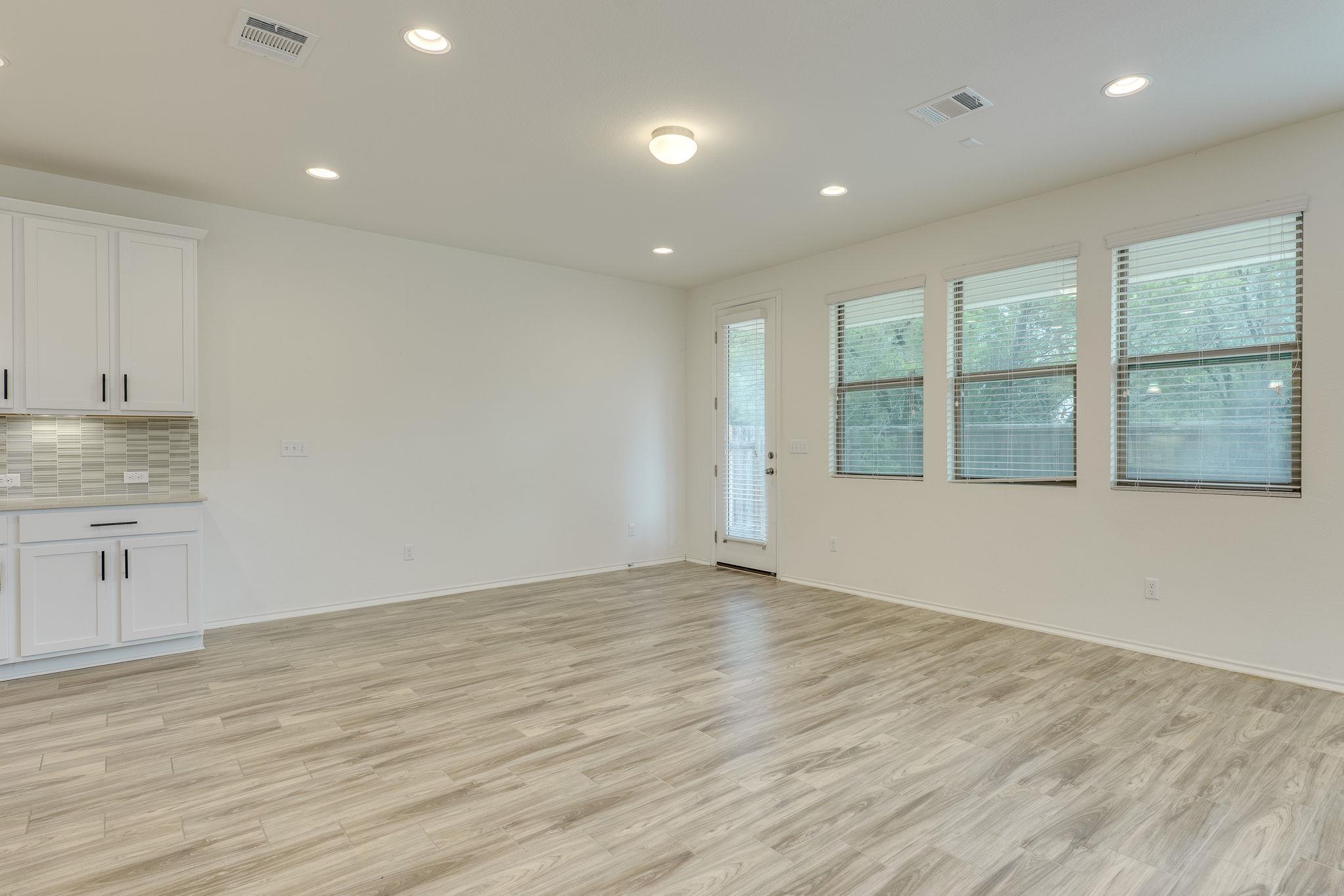13519 Feldspar Drive Austin TX 78729