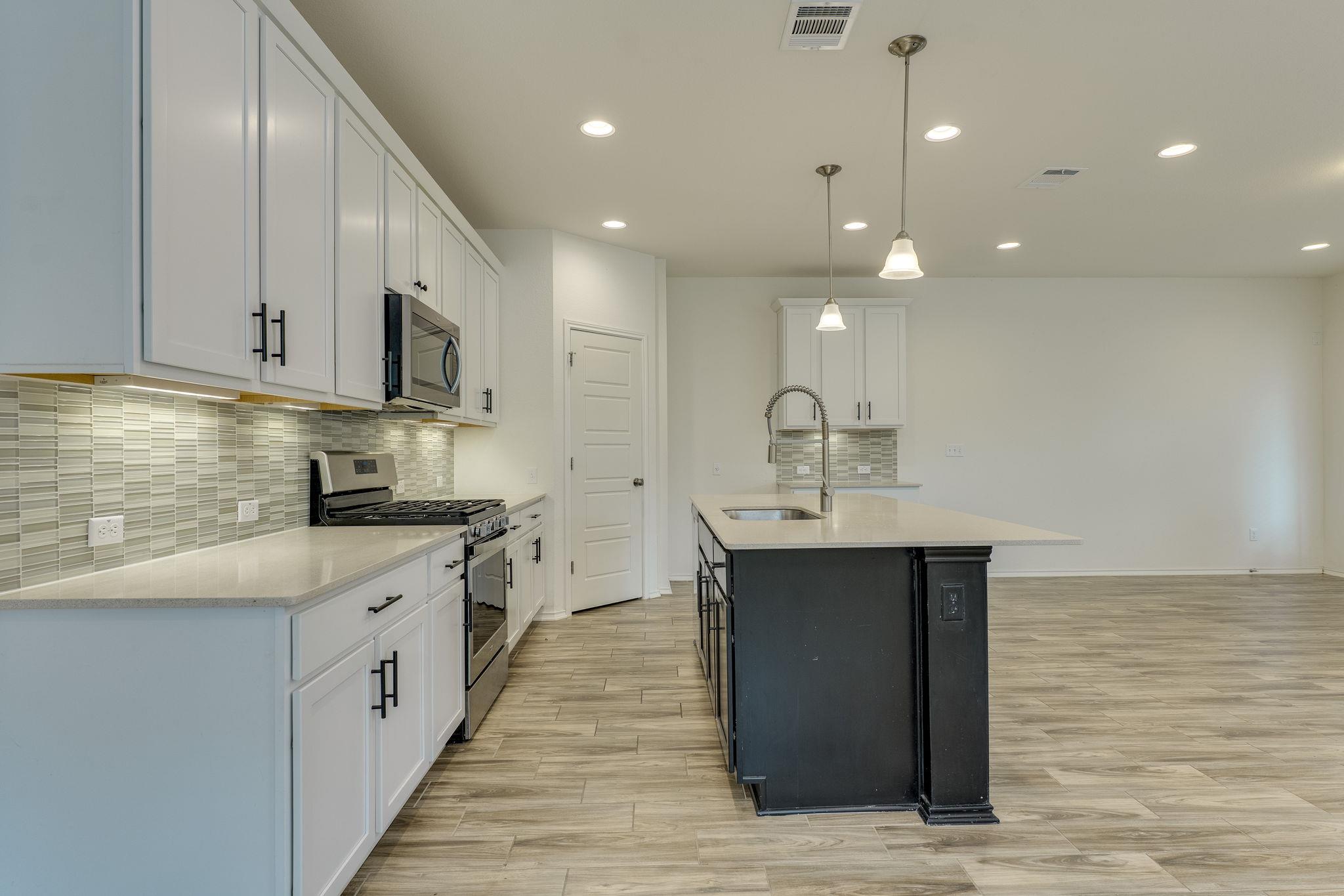 13519 Feldspar Drive Austin TX 78729