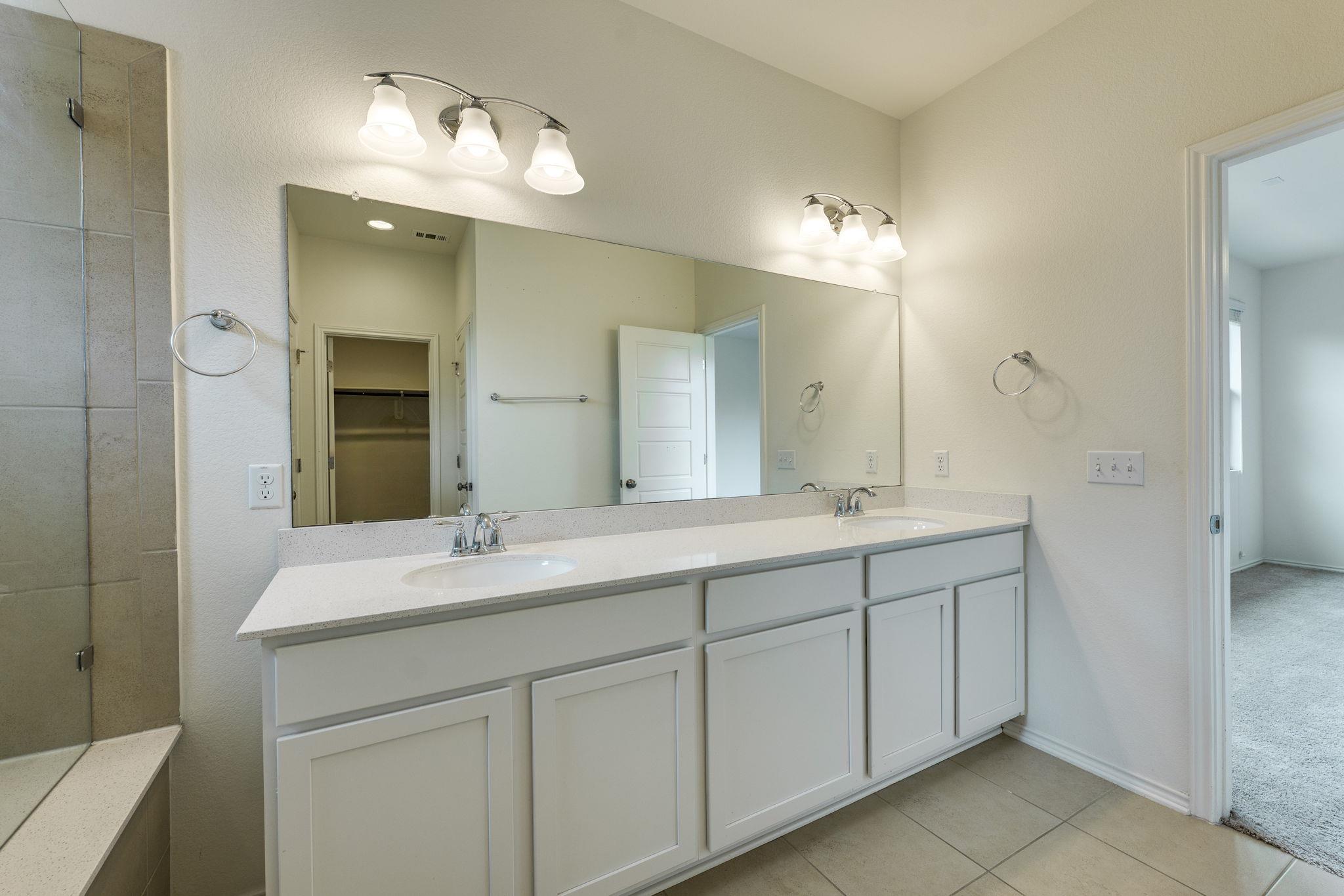 13519 Feldspar Drive Austin TX 78729