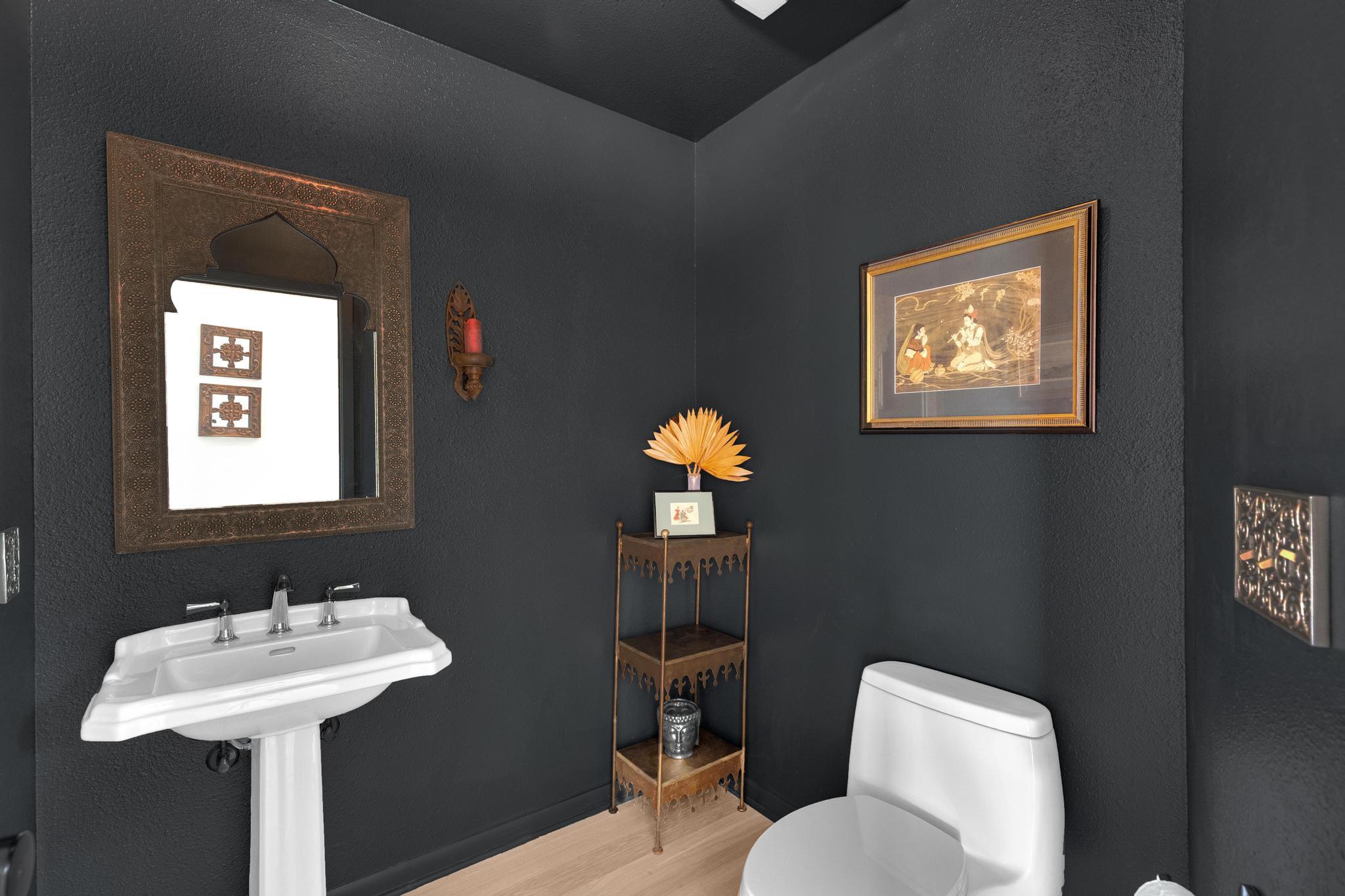 100 Derby Drive Spicewood TX 78669