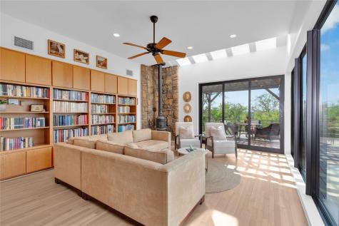 100 Derby Drive Spicewood TX 78669