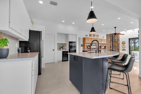 100 Derby Drive Spicewood TX 78669