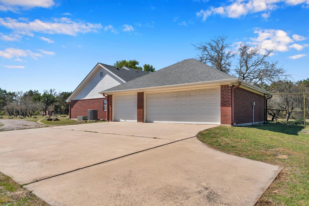 107 N Oak Vista Drive Burnet TX 78611