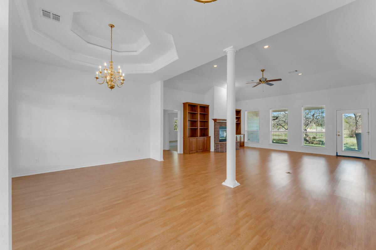 107 N Oak Vista Drive Burnet TX 78611