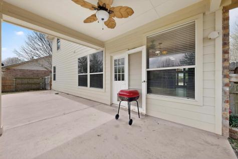 322 Lone Star Boulevard Hutto TX 78634