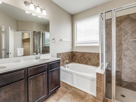 1215 Sun Trail New Braunfels TX 78130