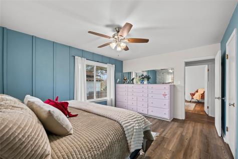 355 N Monroe Street La Grange TX 78945