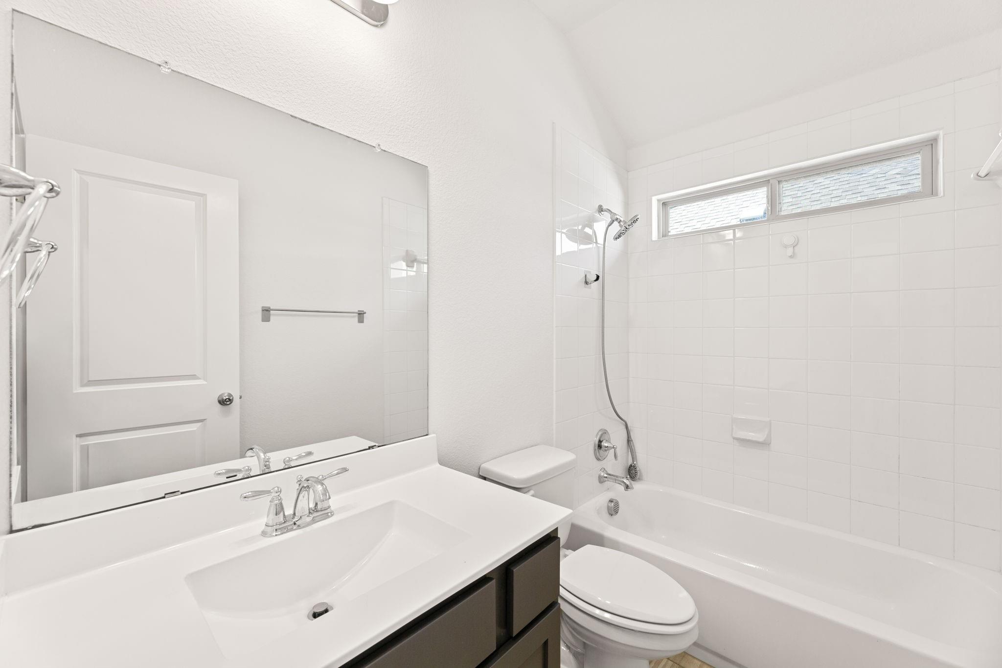 109 Finstown Street Hutto TX 78634