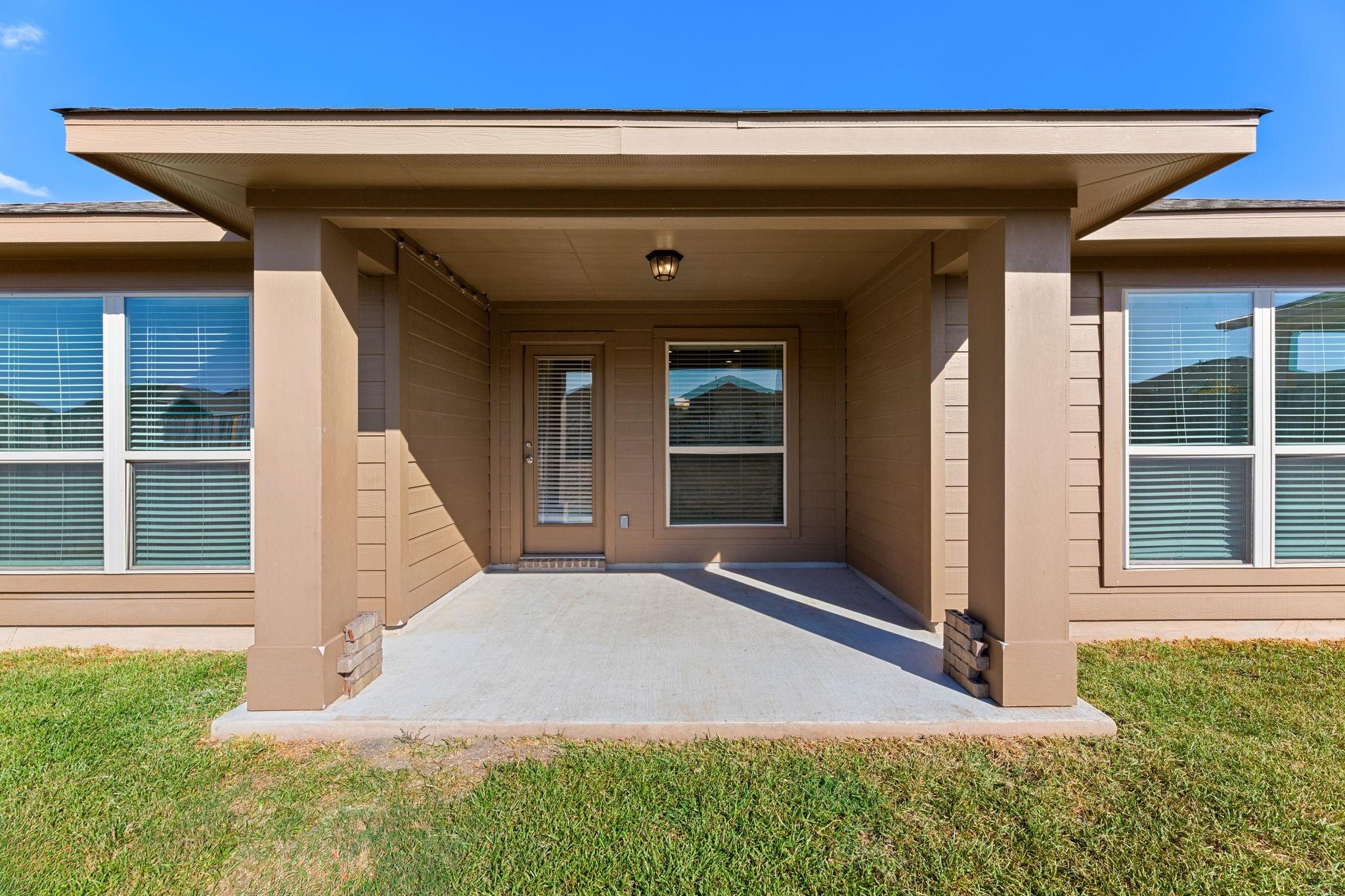 109 Finstown Street Hutto TX 78634
