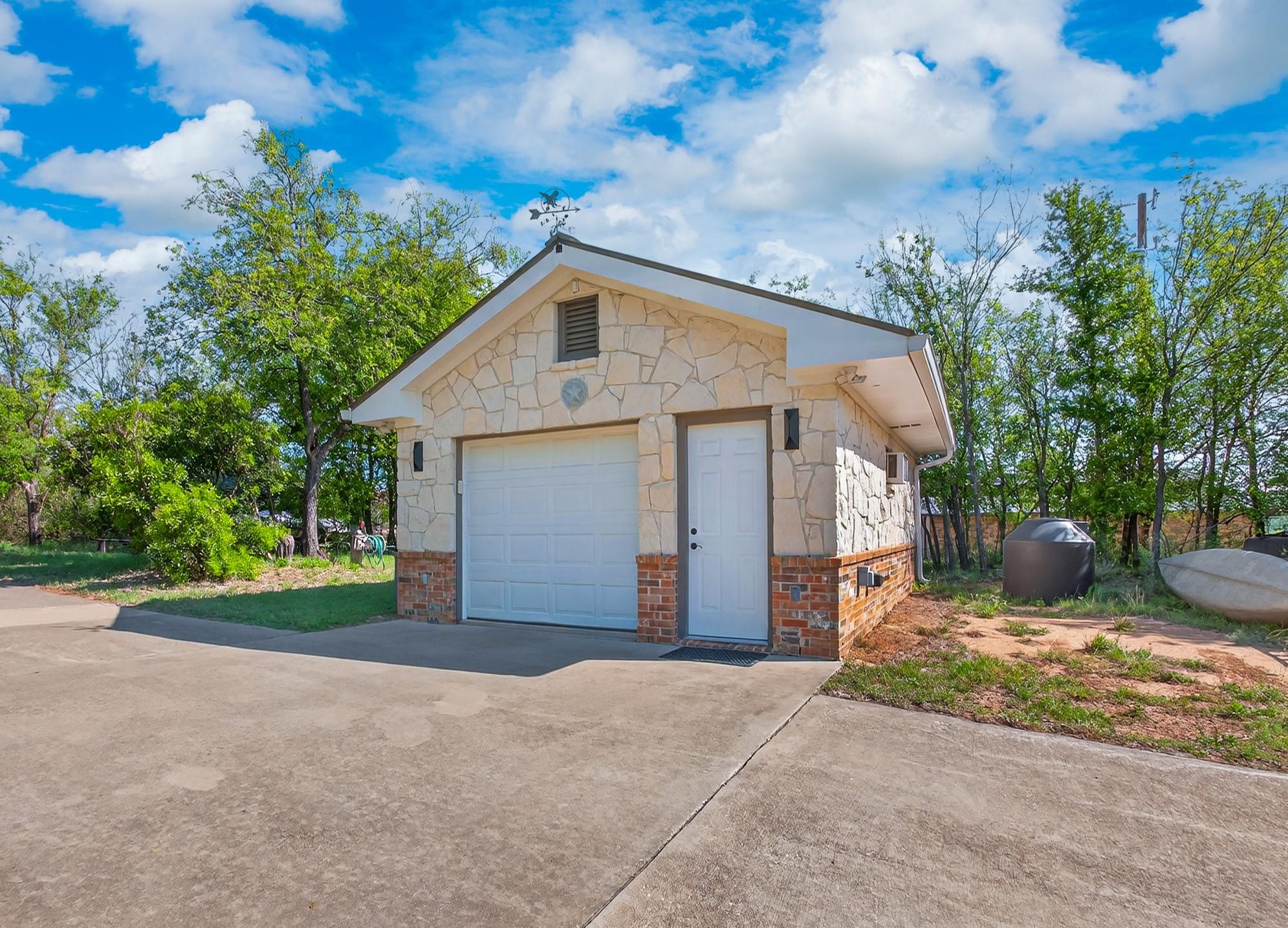 493 Chimney Cove Drive Marble Falls TX 78654