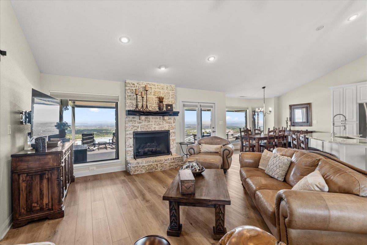 6594 W Highway 290 Dripping Springs TX 78620