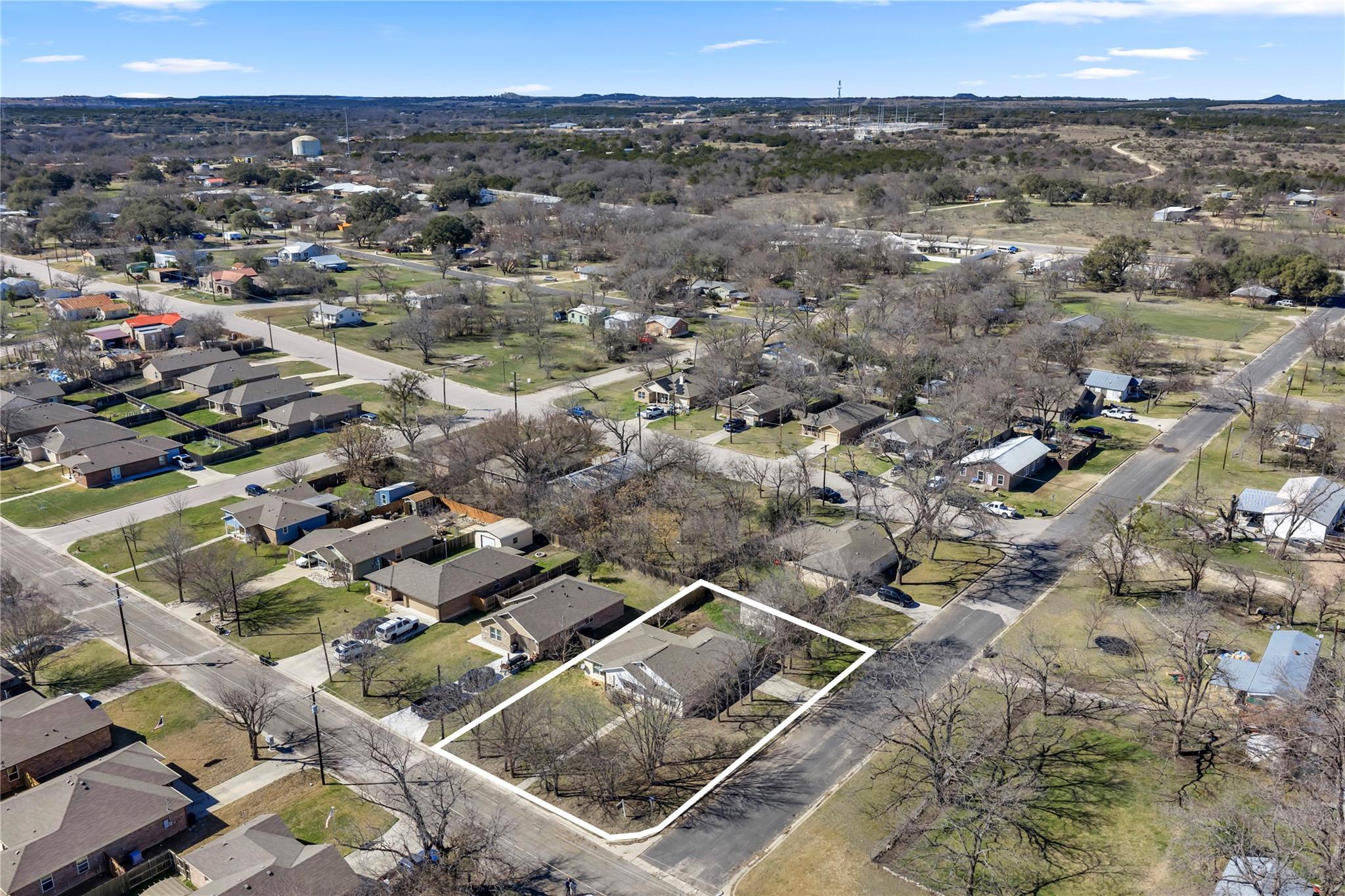1209 E Avenue F Lampasas TX 76550