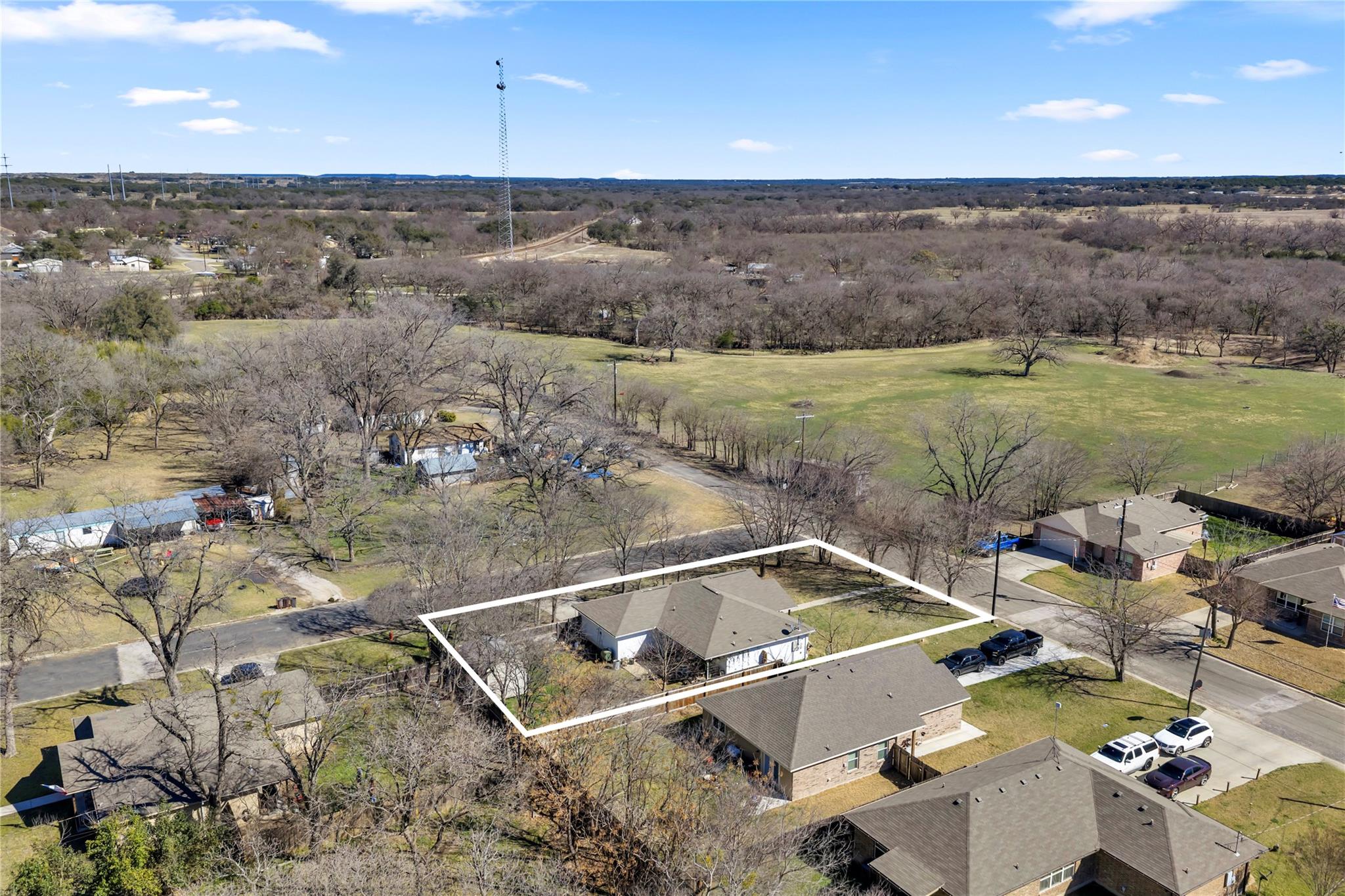 1209 E Avenue F Lampasas TX 76550