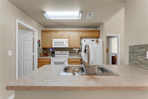 1209 E Avenue F Lampasas TX 76550