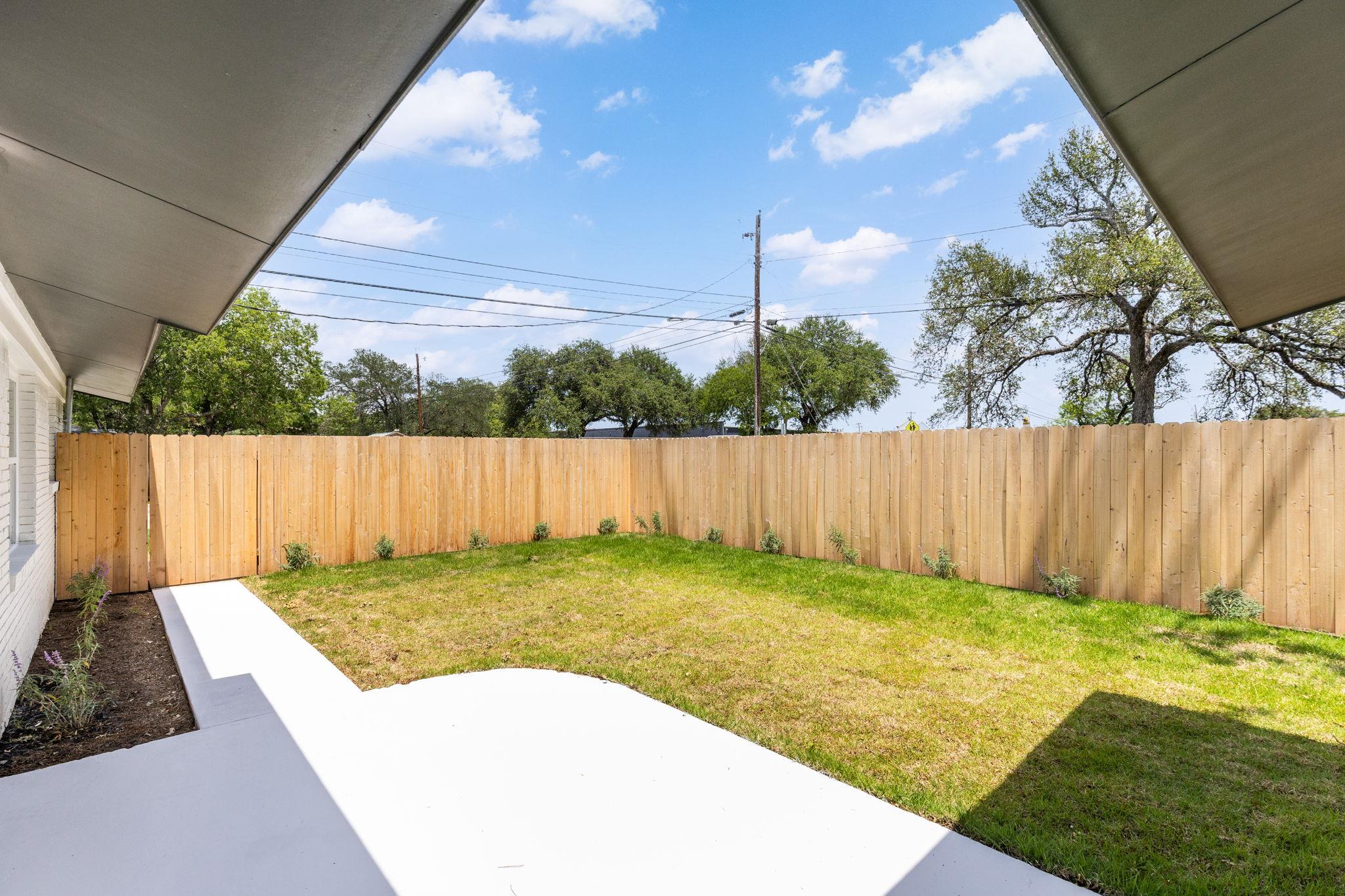 4501 Pack Saddle Pass Austin TX 78745