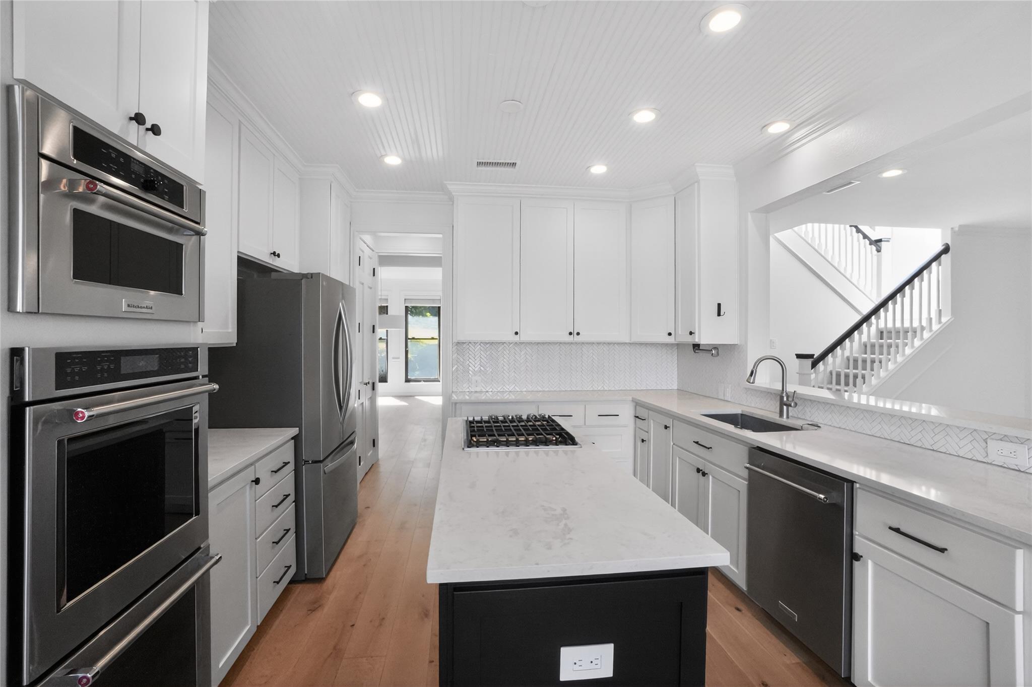 6506 Staghorn Cove Austin TX 78759
