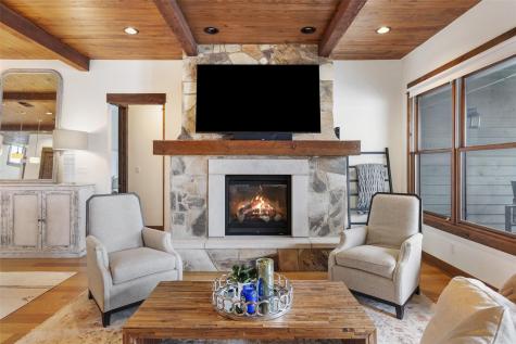 2217 Seabiscuit Cove Spicewood TX 78669