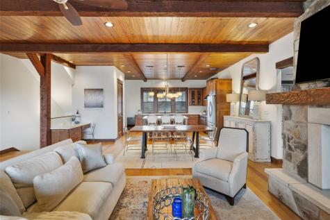 2217 Seabiscuit Cove Spicewood TX 78669