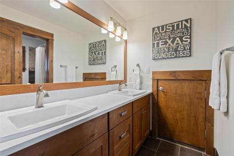 2217 Seabiscuit Cove Spicewood TX 78669