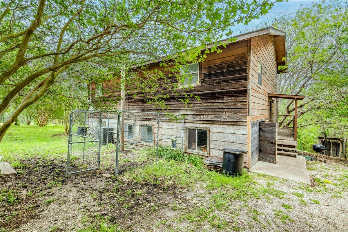 921 Peggys Cove Kyle TX 78640