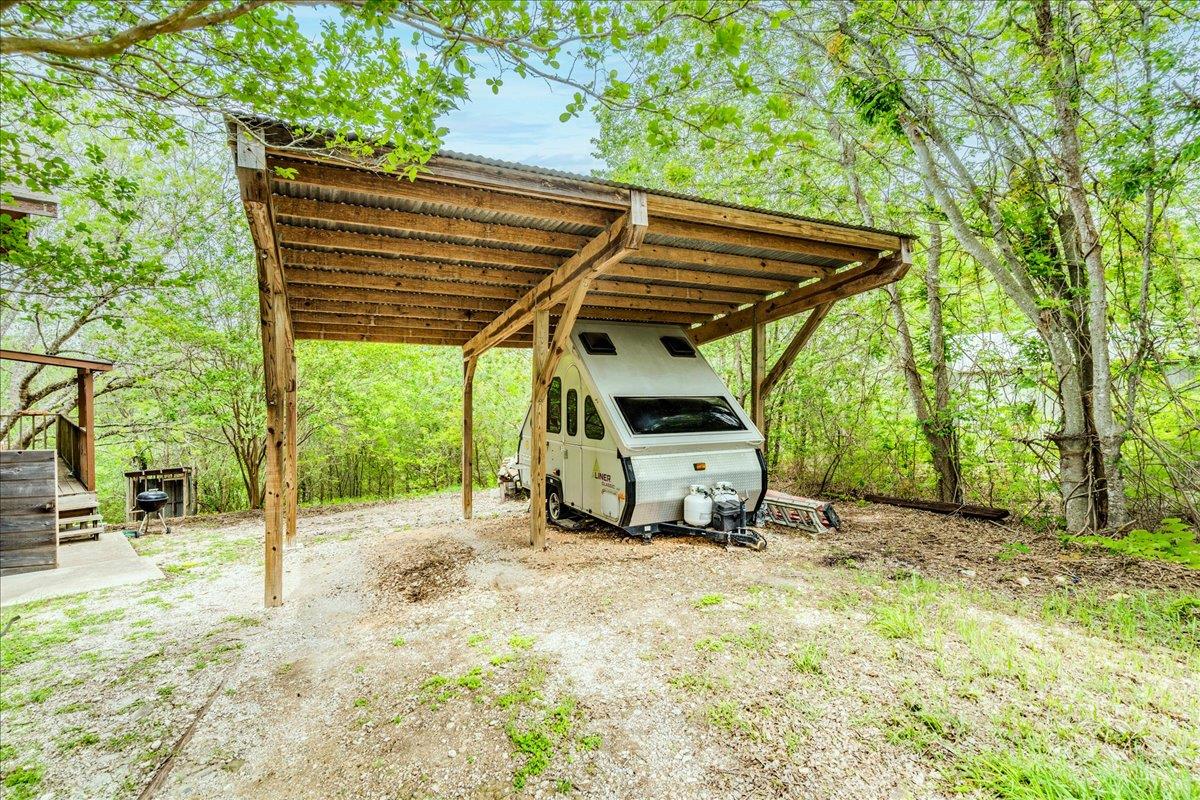 921 Peggys Cove Kyle TX 78640