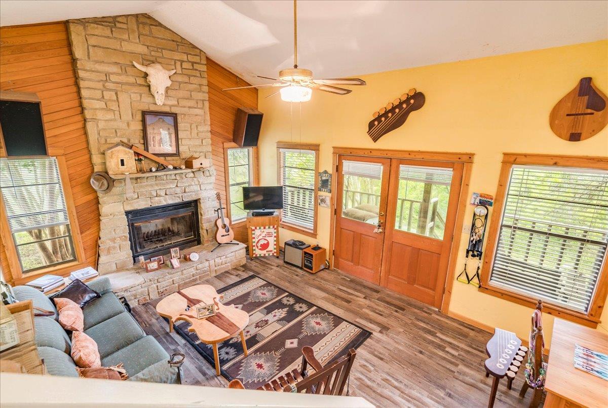 921 Peggys Cove Kyle TX 78640