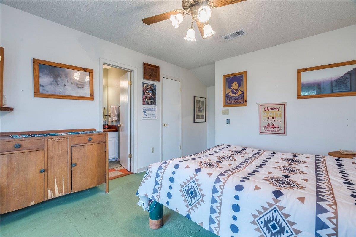 921 Peggys Cove Kyle TX 78640