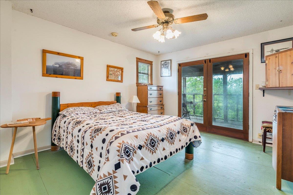 921 Peggys Cove Kyle TX 78640