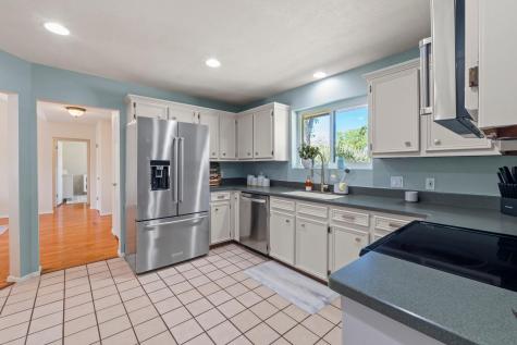 242 W Oak Loop Cedar Creek TX 78612