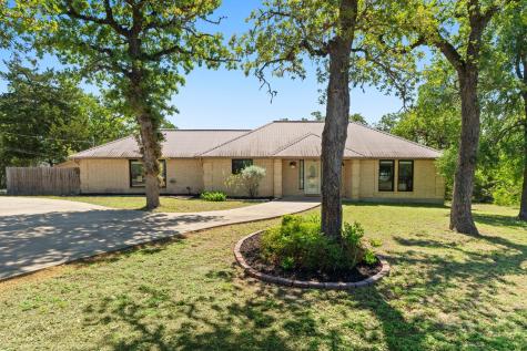 242 W Oak Loop Cedar Creek TX 78612