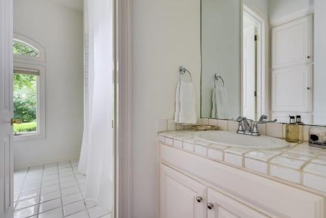 102 Wood Trail West Lake Hills TX 78746