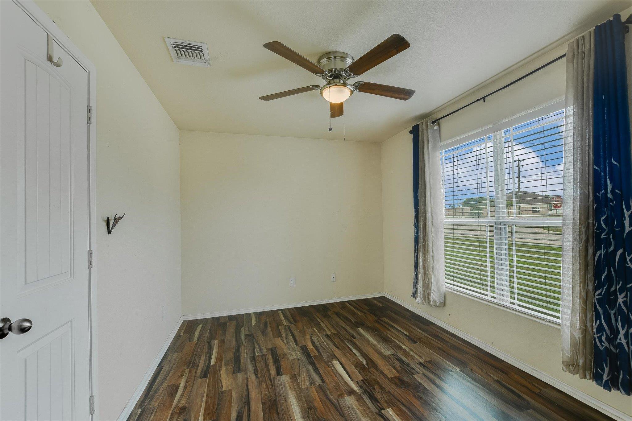 2415 Washington Drive Belton TX 76513