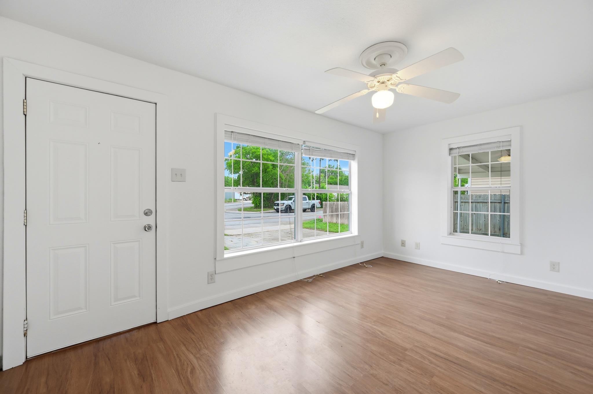 127 Suddith Drive San Antonio TX 78233