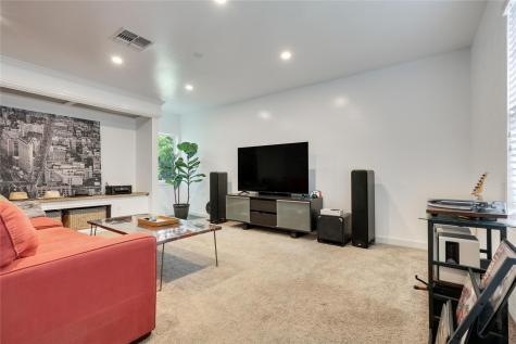 1800 Rainy Meadows Drive Austin TX 78758