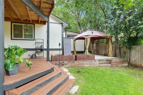 1800 Rainy Meadows Drive Austin TX 78758