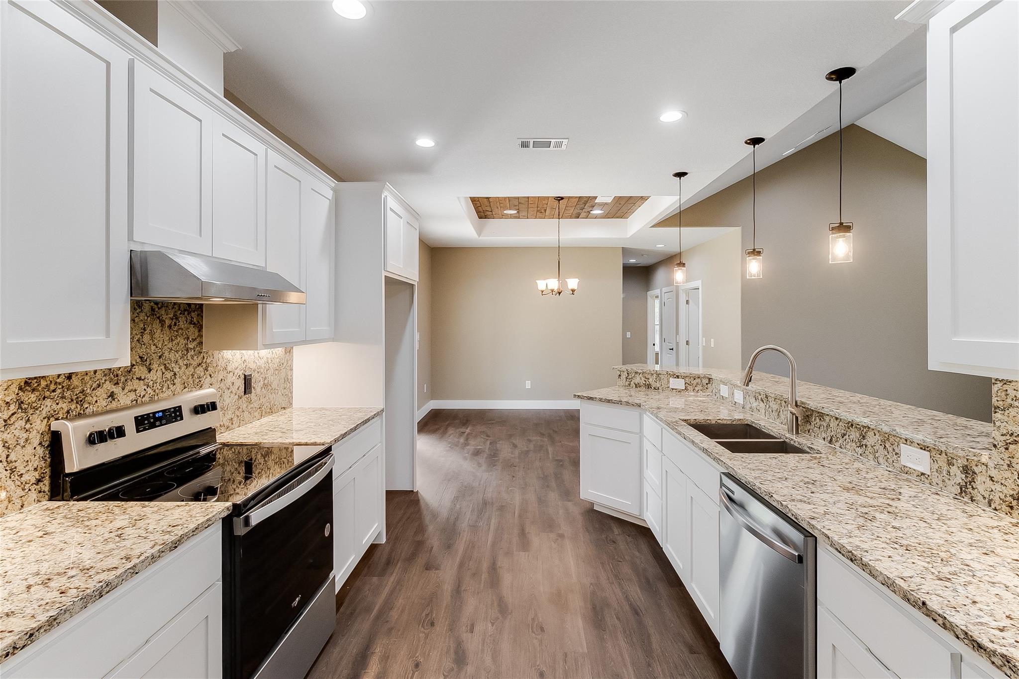 427 E Castleshoals Drive Granite Shoals TX 78654