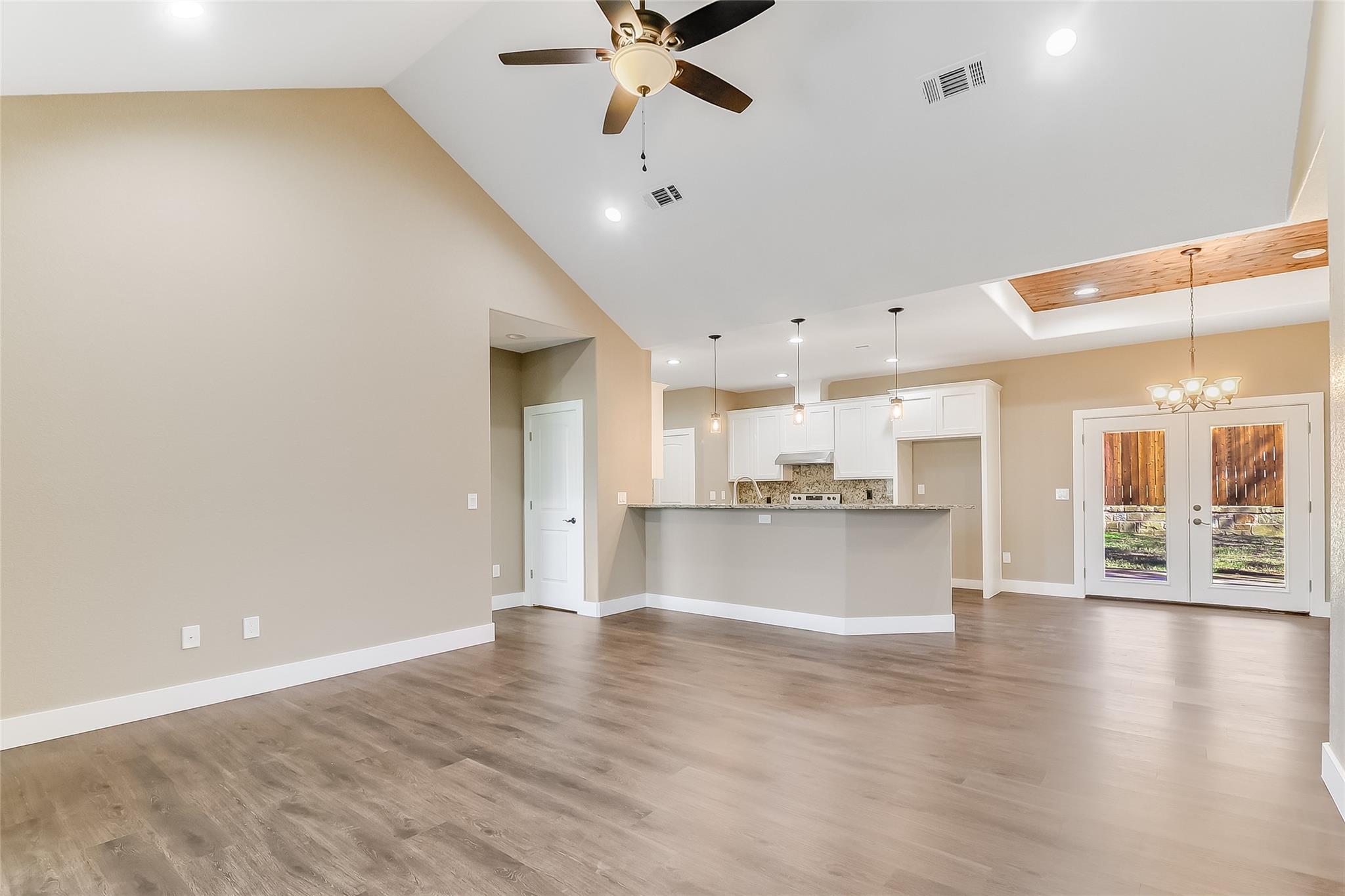 427 E Castleshoals Drive Granite Shoals TX 78654
