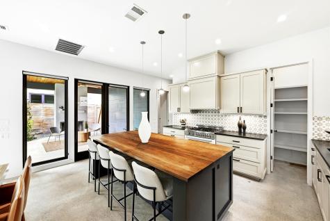 1609 Bauerle Avenue Austin TX 78704