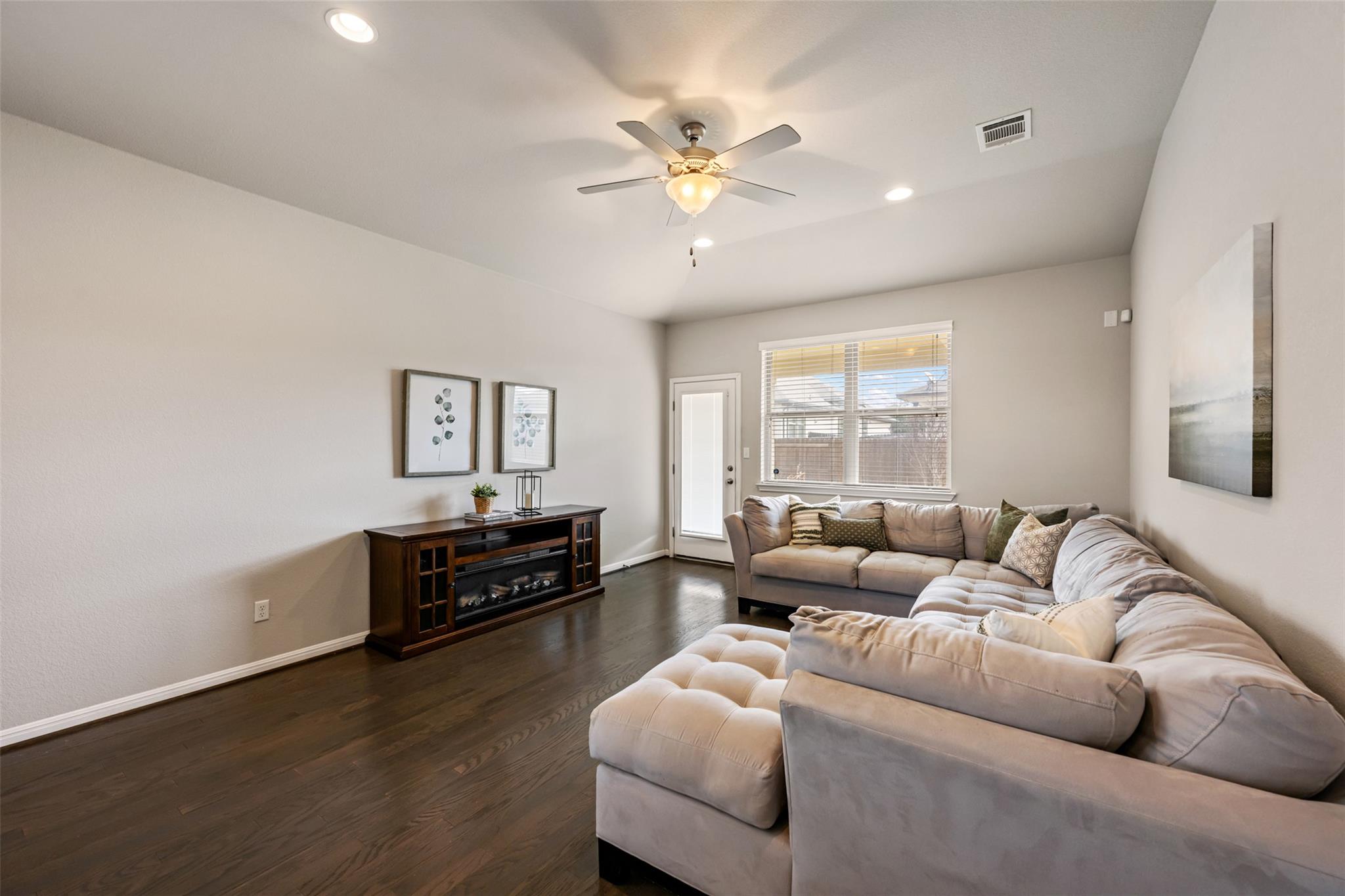 8121 Rosano Street Round Rock TX 78665