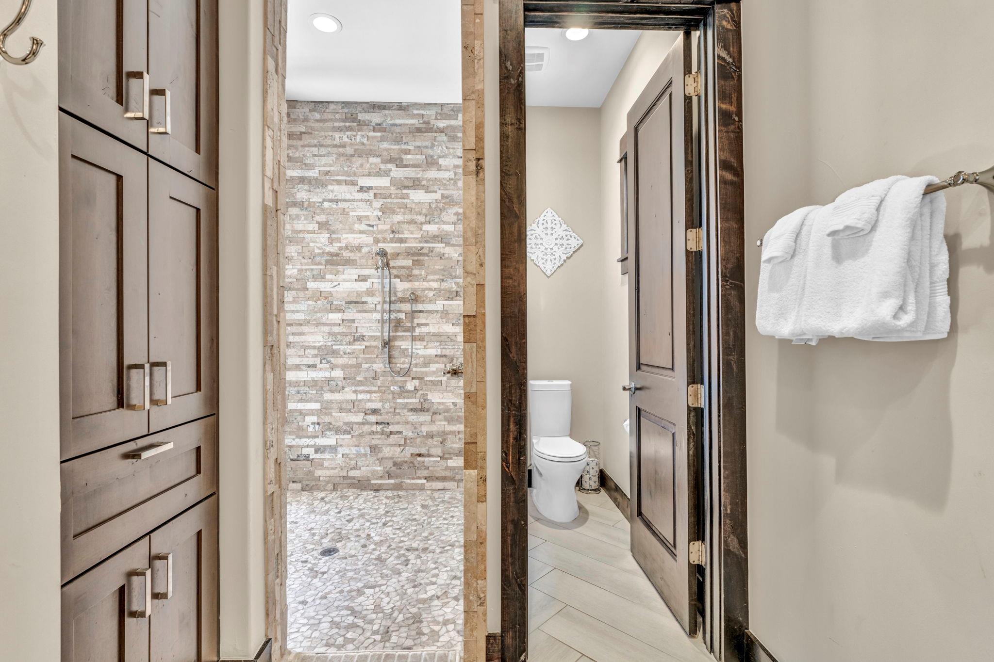 19404 Bold Venture Drive Spicewood TX 78669