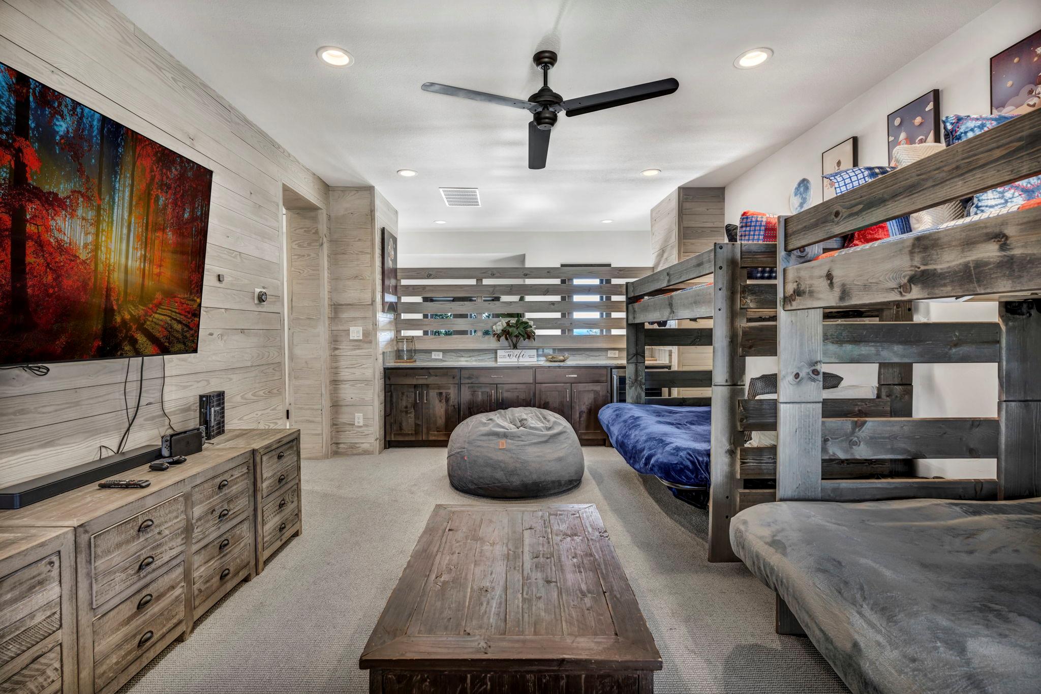 19404 Bold Venture Drive Spicewood TX 78669