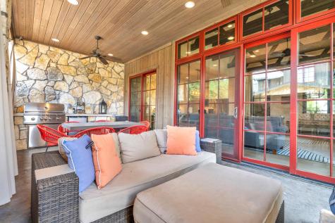 19404 Bold Venture Drive Spicewood TX 78669