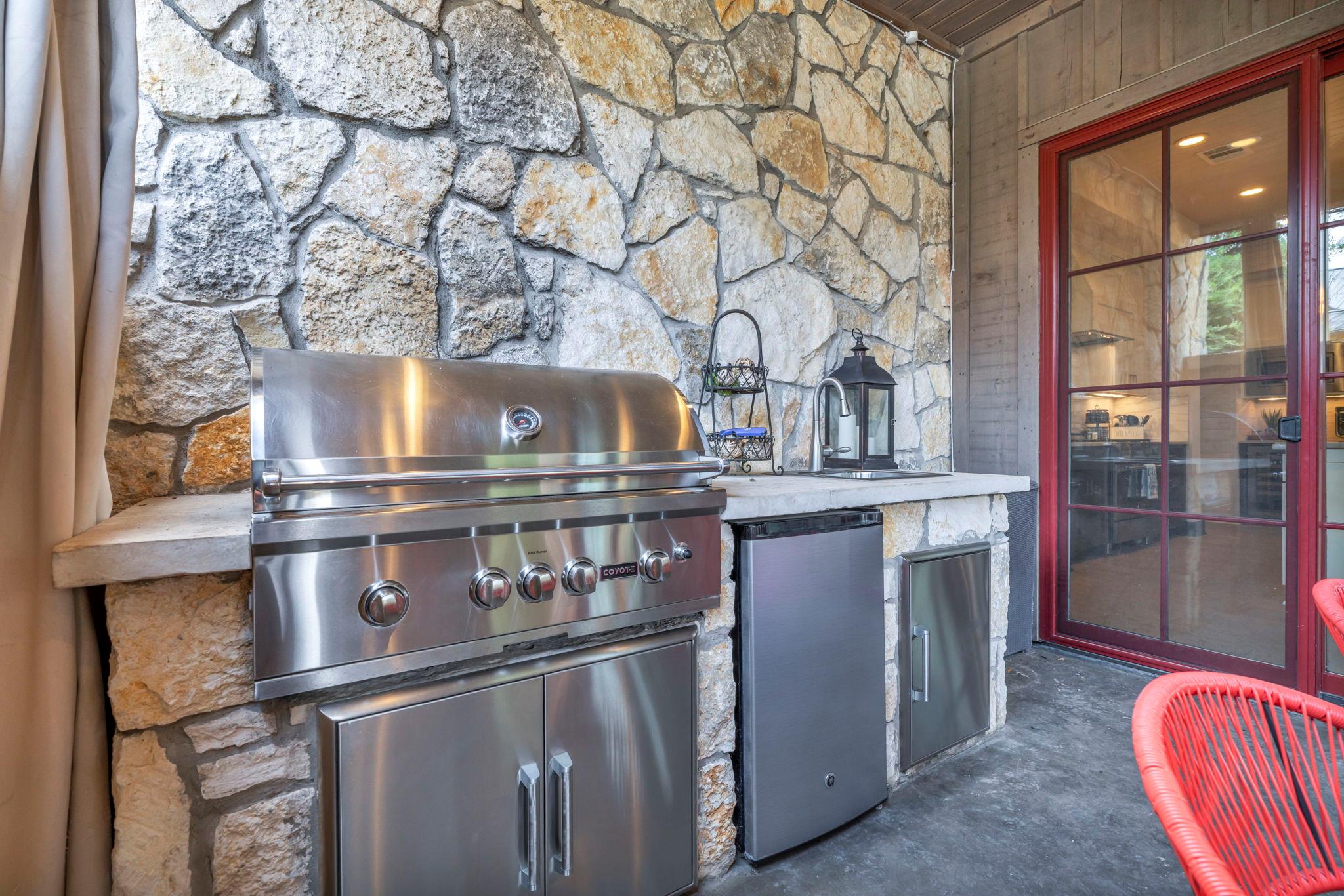19404 Bold Venture Drive Spicewood TX 78669