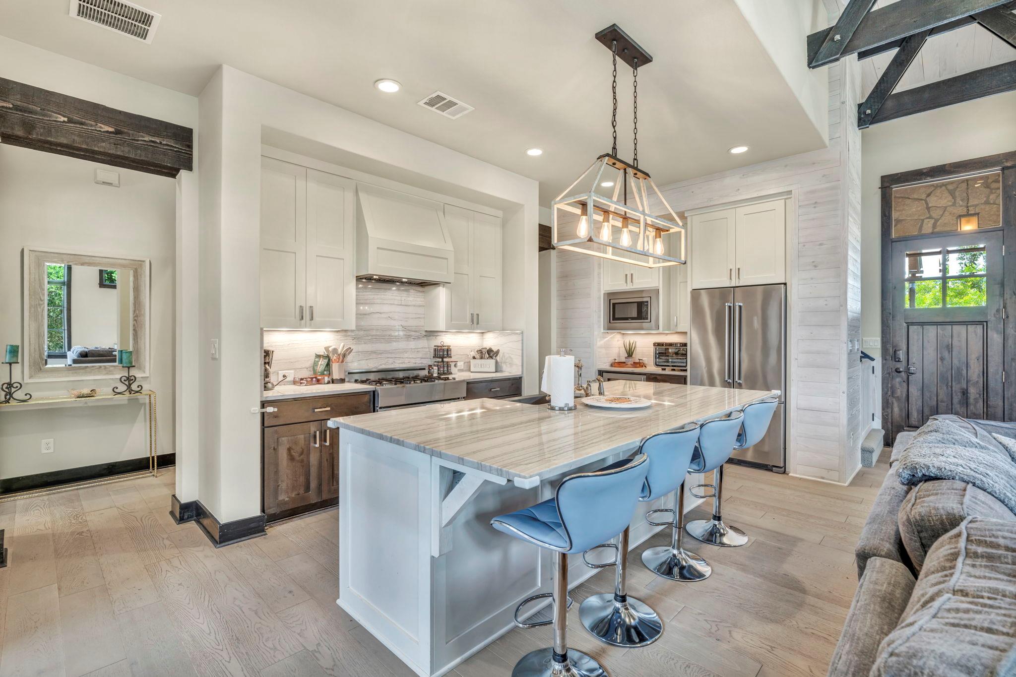19404 Bold Venture Drive Spicewood TX 78669