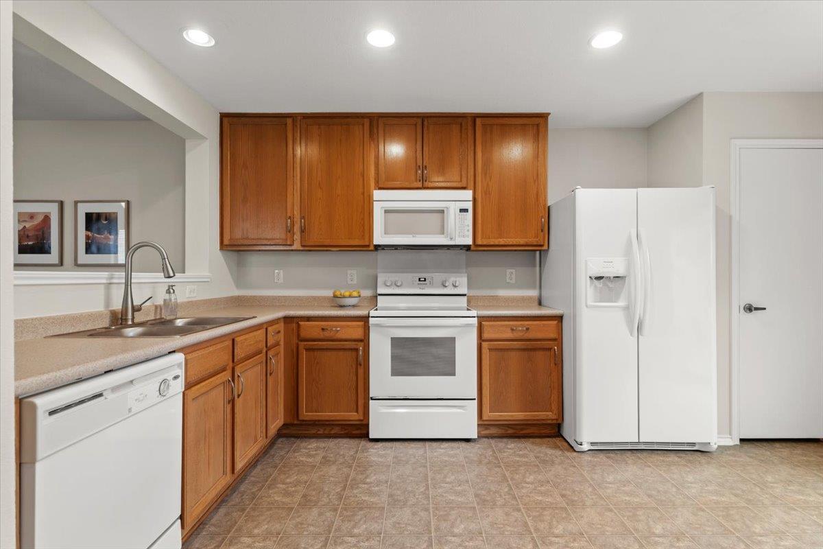 8913 Wiley Way Austin TX 78747